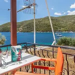 Ionio Sea Poros Aparthotel