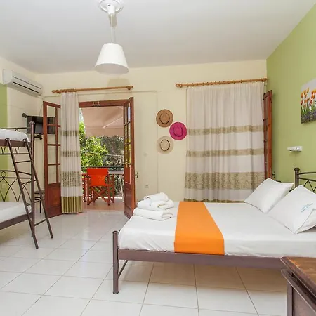 Ionio Sea Poros 3* Mikros Gialos