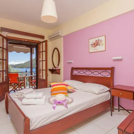 Ionio Sea Poros Aparthotel